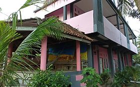 Hotel Sunset Beach labuhan jukung